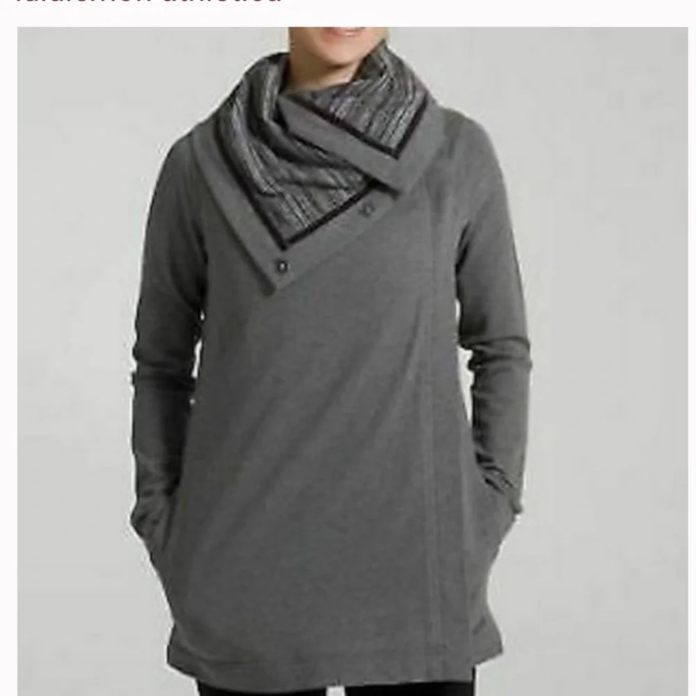 lululemon athletica Gray Asymmetrical Button-Up Sweater Tunic